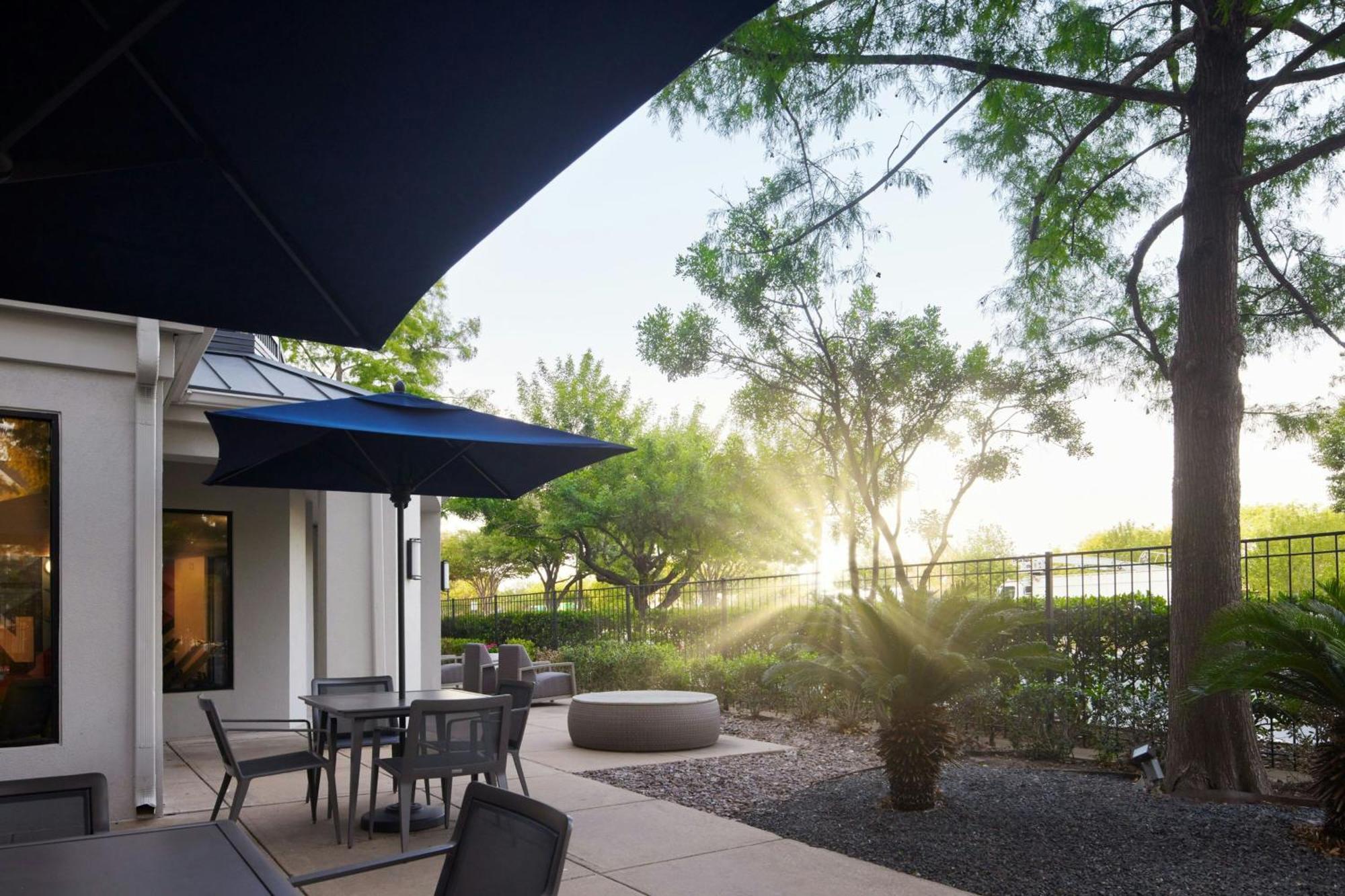 Hotel Courtyard Austin South Esterno foto